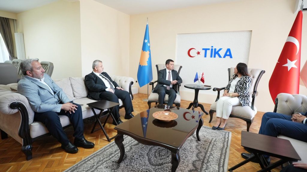 Başkan Erkan Aydın Kosova’da Kardeşlik Köprülerini Güçlendirdi!