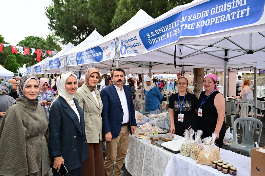 Yıldırım’da Kadınlar Üretiyor, Kent Kazanıyor: Kadın Emeği Bursa’da Dev Festivalle Taçlandı!