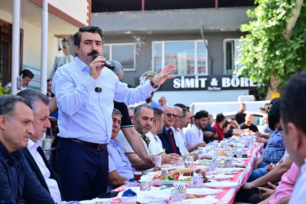 Başkan Oktay Yılmaz Anadolu Mahallesi’nde