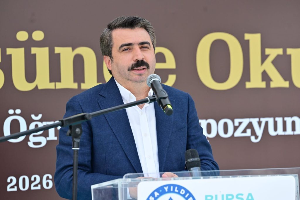 Yıldırım’da Entelektüel Zirve... Bursa Düşünce Okulu’nda Sempozyum ve Mezuniyet Gururu Yıldırım’da Entelektüel Zirve... Bursa Düşünce Okulu’nda Sempozyum ve Mezuniyet Gururu