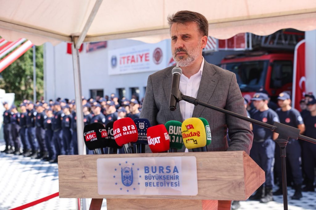 Büyükorhan İtfaiye Binası Açıldı... Şahin Biba’dan Dağ Yöresine İkinci Müjde Büyükorhan İtfaiye Binası Açıldı... Şahin Biba’dan Dağ Yöresine İkinci Müjde