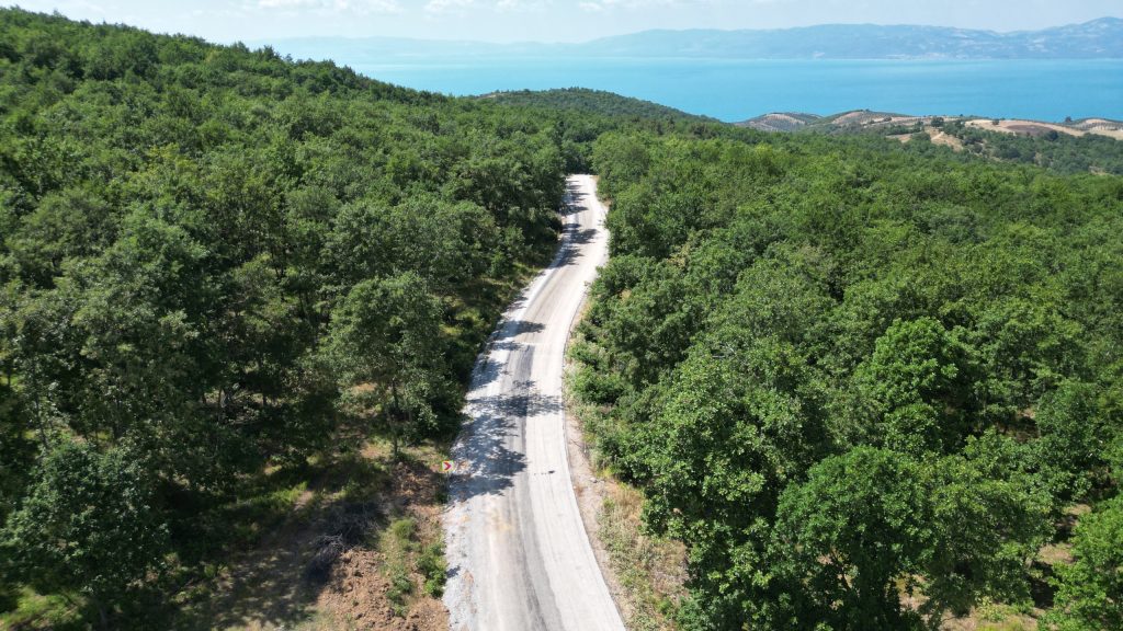 Büyükşehir’den İznik’te yollara konfor ayarı Büyükşehir’den İznik’te yollara konfor ayarı
