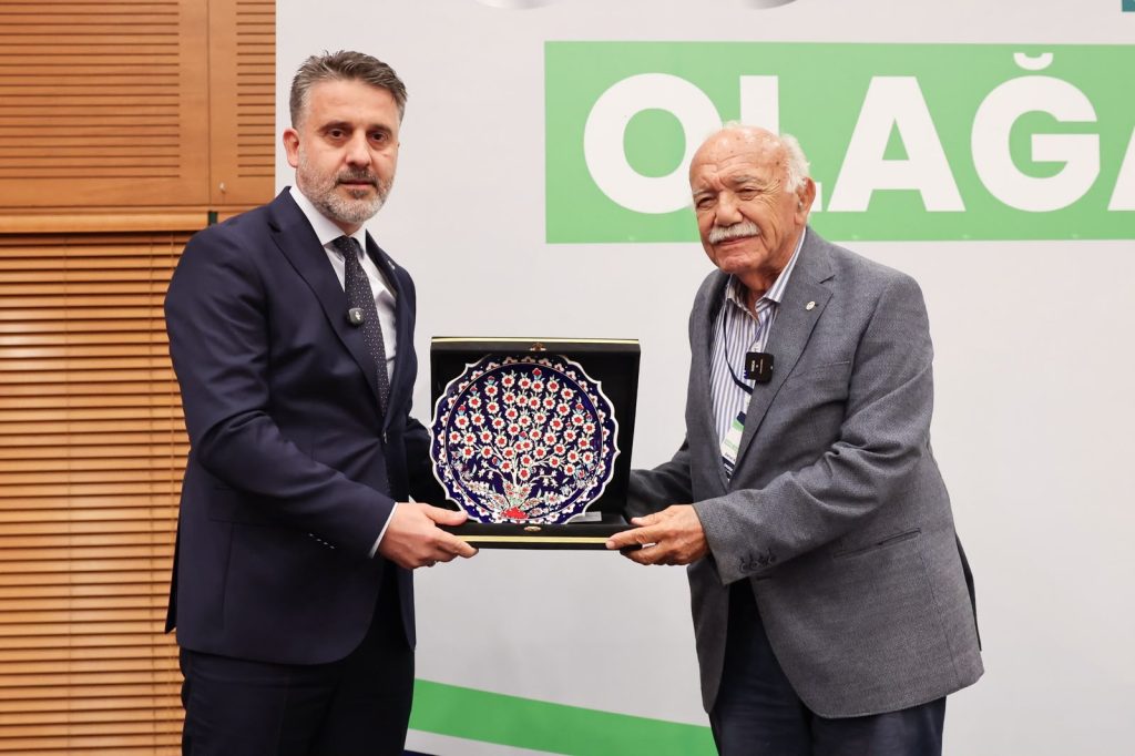 Kent Konseyi'nde Orhan Samast Dönemi Kent Konseyi'nde Orhan Samast Dönemi