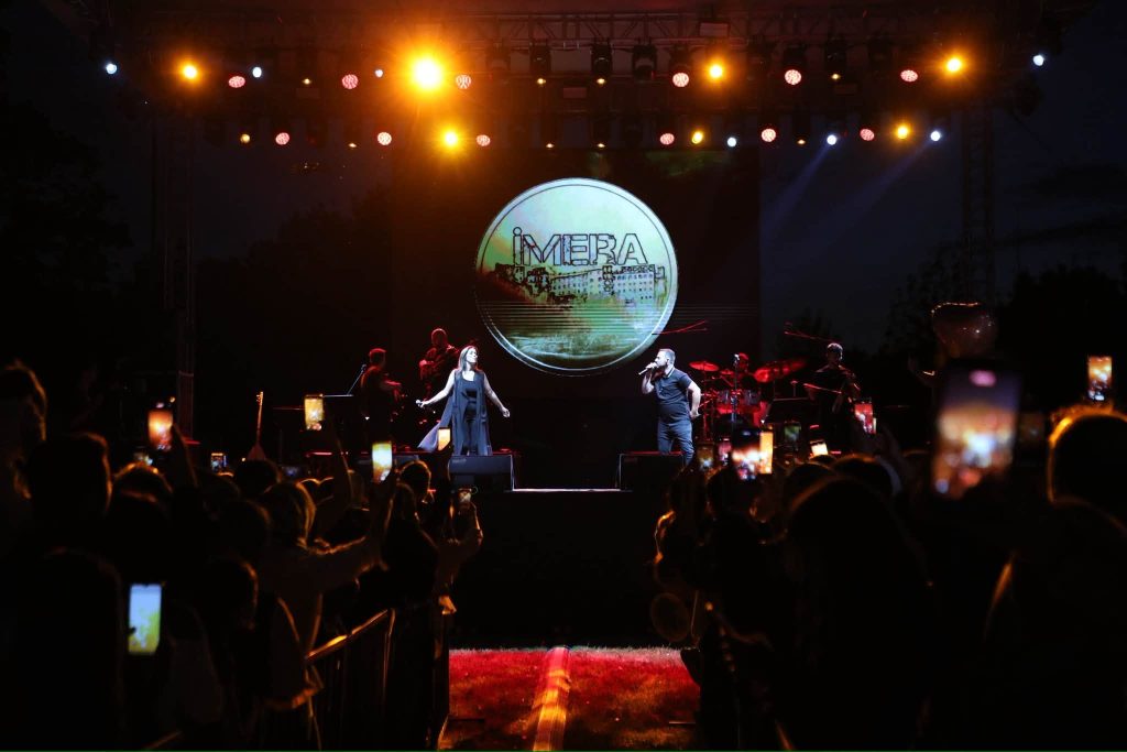 Kültür Sanat Festivali Coşkusu İmera Konseriyle Zirveye Ulaştı Kültür Sanat Festivali Coşkusu İmera Konseriyle Zirveye Ulaştı