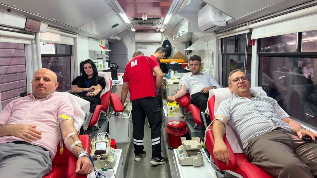 Bursa Denetimli Serbestlik Müdürlüğü’nden Kızılay’a Anlamlı Destek