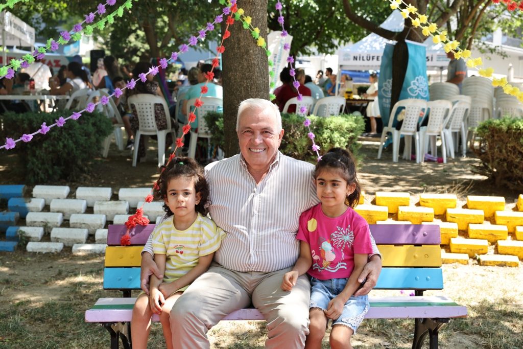 Nilüfer’de 150 Minik Okula Kütüphanede Hazırlandı: Görkemli Final Nilüfer’de 150 Minik Okula Kütüphanede Hazırlandı: Görkemli Final