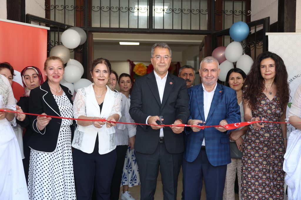 OSMEK Namık Kemal Kursiyerlerinden El Emeği Göz Nuru Sergi 