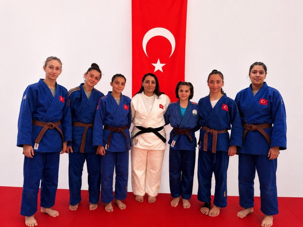 Milli Takıma Osmangazi Damgası... Milli Judocular Avrupa Kupası'nda