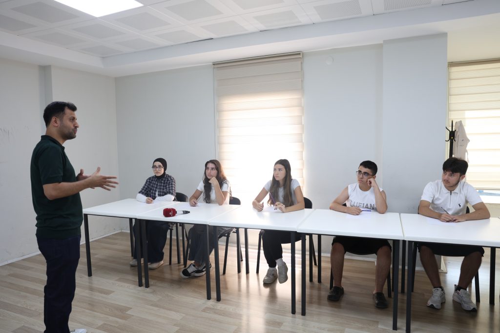 Osmangazi’de LGS Öğrencilerine Ücretsiz Eğitim ve Tercih Desteği