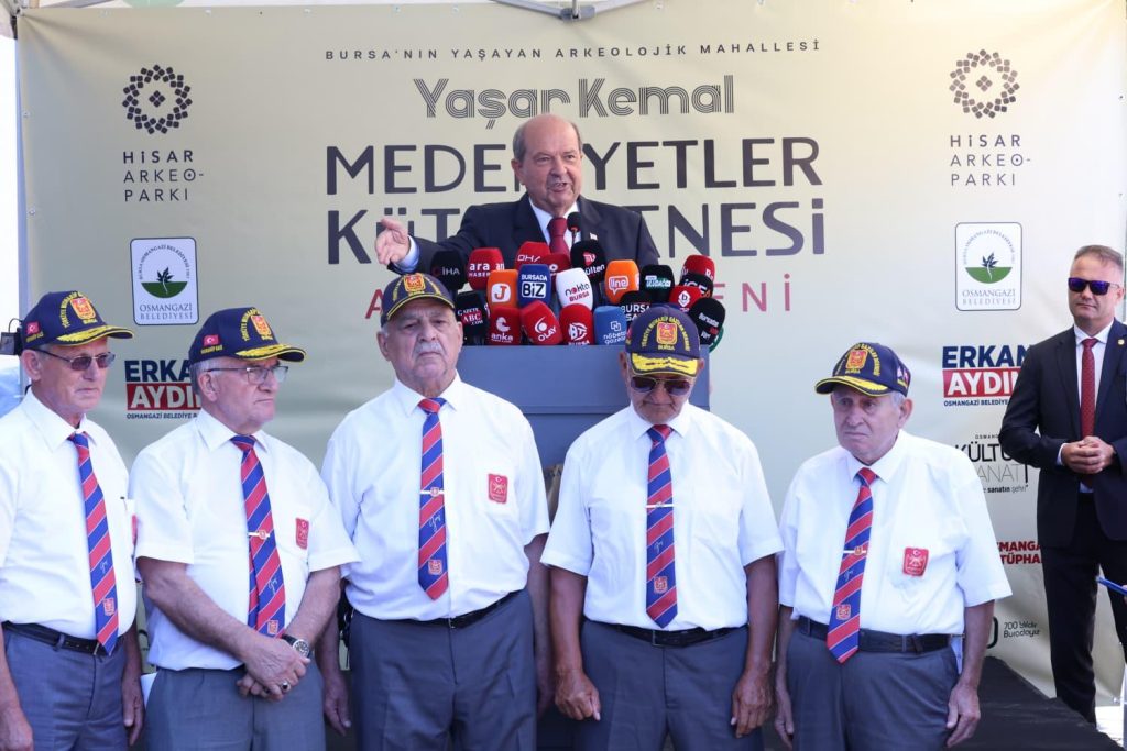Osmangazi’de Yaşar Kemal Medeniyetler Kütüphanesi Hizmete Açıldı Osmangazi’de Yaşar Kemal Medeniyetler Kütüphanesi Hizmete Açıldı