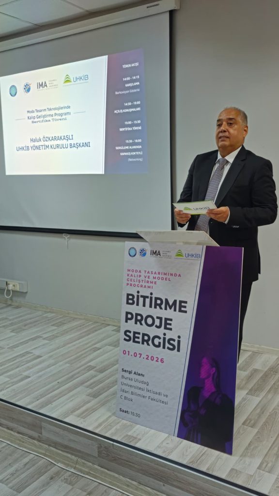 Geleceğin Moda Tasarımcıları Sertifikalarını Aldı
