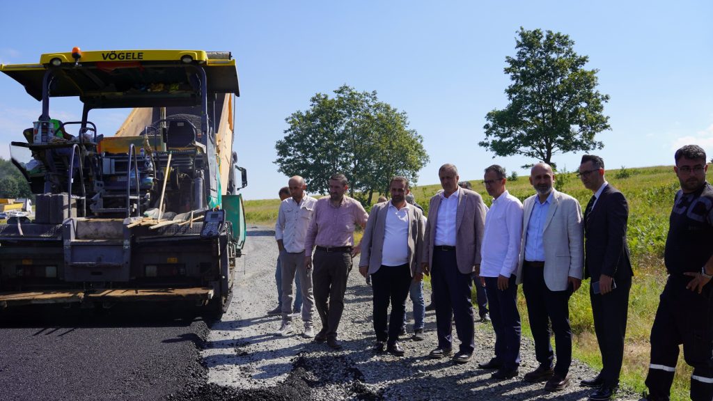 İznik-Gölcük Bağlantı Yoluna Sıcak Asfalt