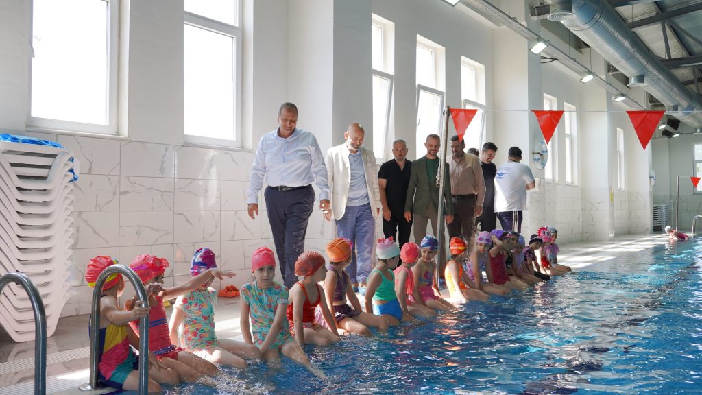 İznik Belediyesi Yaz Yüzme Kursları 506 Öğrenciyle Başladı