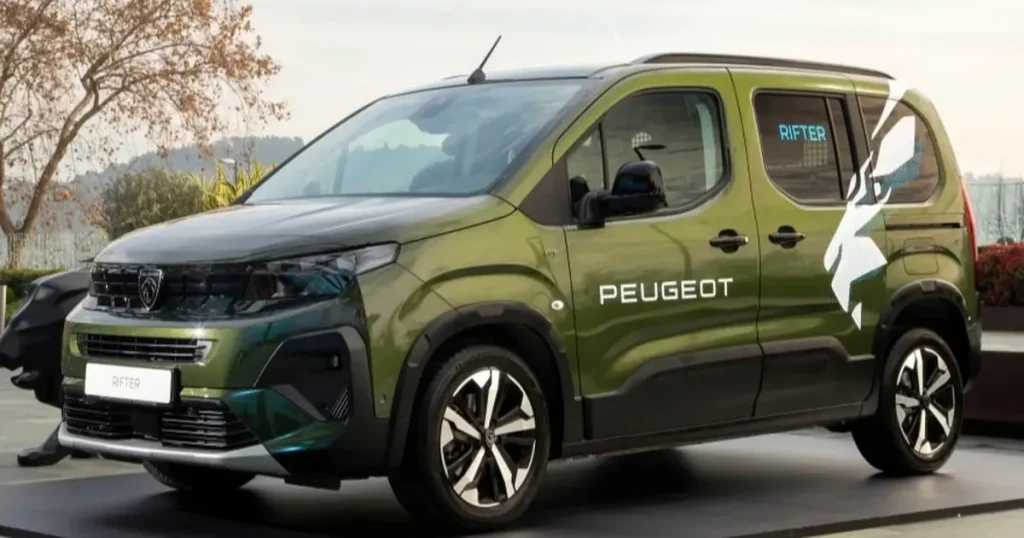 Peugeot Yerli Hafif Ticari Araç Ürün Gamını Rıfter Modeli İle Daha Da Güçlendiriyor