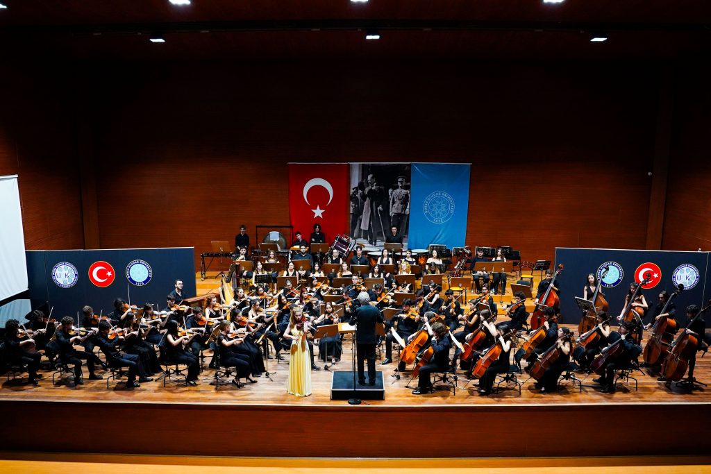 Türkiye Gençlik Filarmoni Orkestrası, Bursa’da müzikseverlerle buluştu