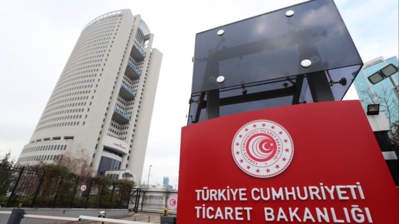 Ticaret Bakanlığı'ndan astrolog ve yasa dışı bahis reklamlarına yasak