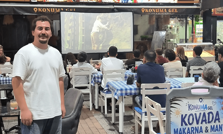 Konuma Gel, Nalbantoğlu’nun Akşamlarına Kültür Taşıyor Konuma Gel, Nalbantoğlu’nun Akşamlarına Kültür Taşıyor