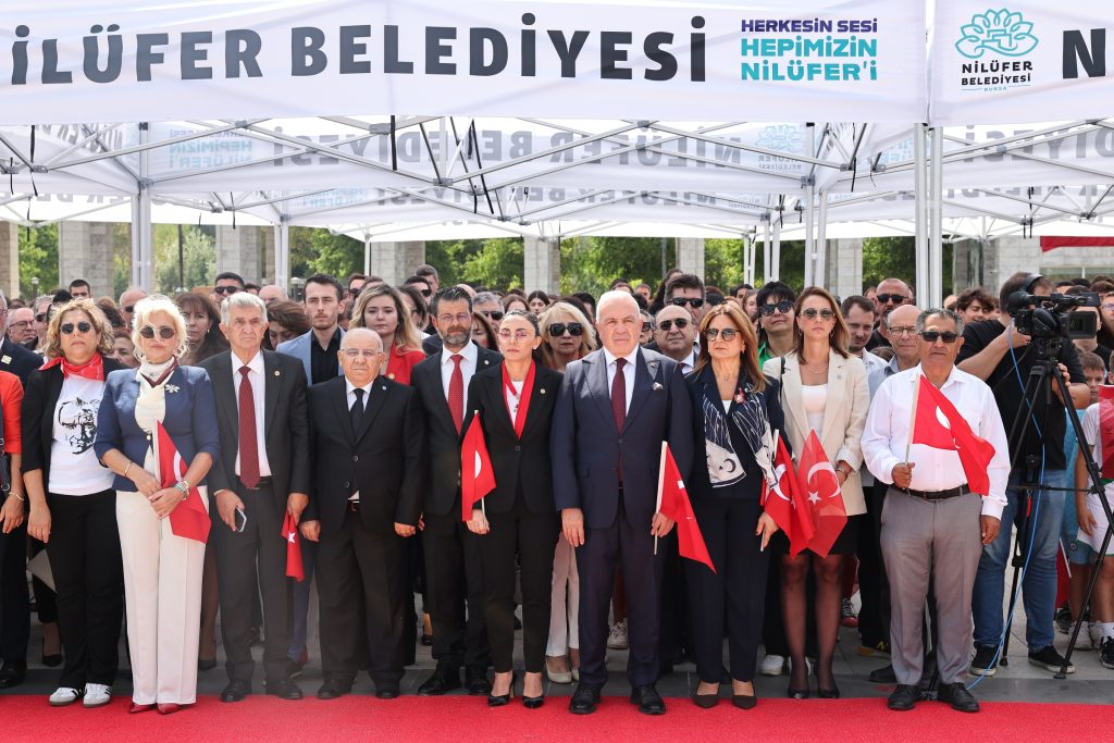 Nilüfer’de 30 Ağustos Coşkusu: Başkan Şadi Özdemir’den Anlamlı Mesaj