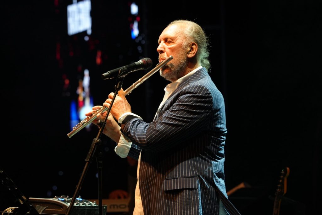 Uluslararası Bursa Festivali’nde Fatih Erkoç Rüzgarı