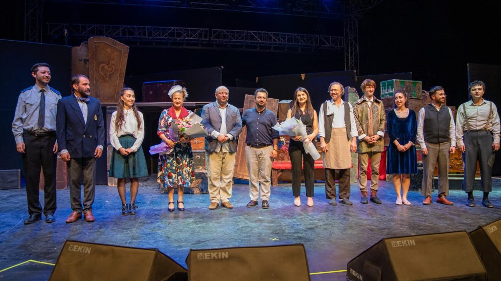 Açıkhava’da ‘Cimri’ye alkış yağmuru