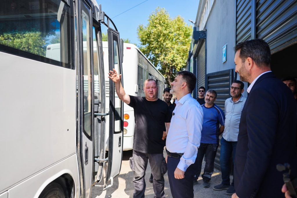 Büyükşehir’den afetlere hazır iki yeni mobil araç