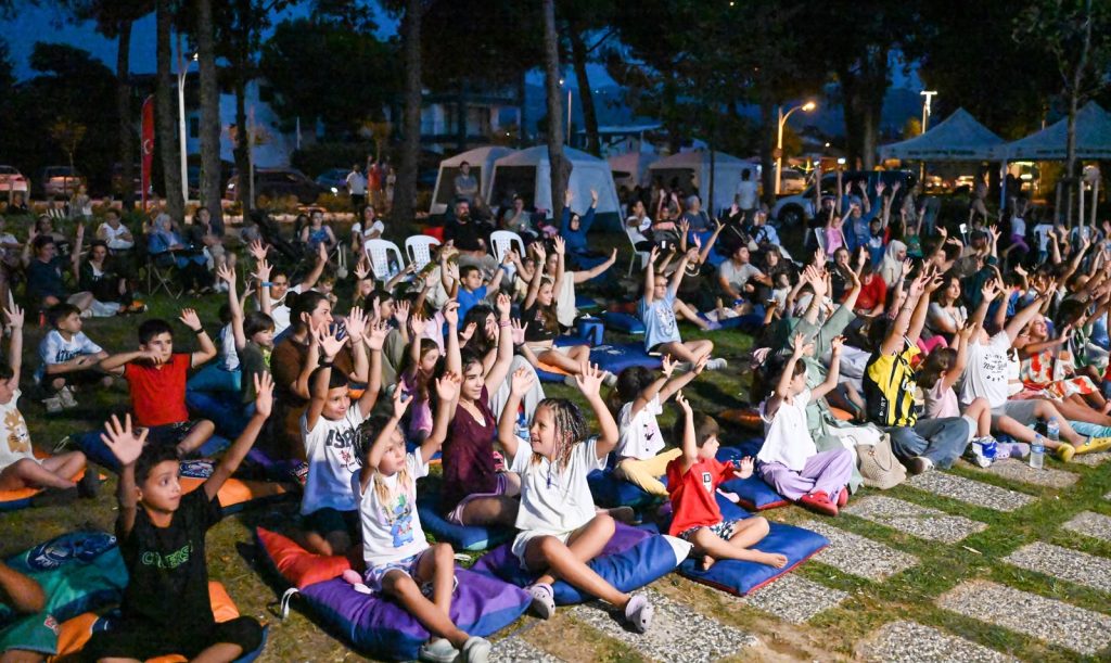Büyükşehir’den İznik’e Dev Mobil Bilim Festivali