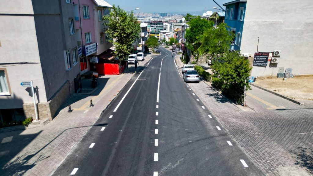 Büyükşehir Nilüfer Dumlupınar Caddesi’ni Yeniledi