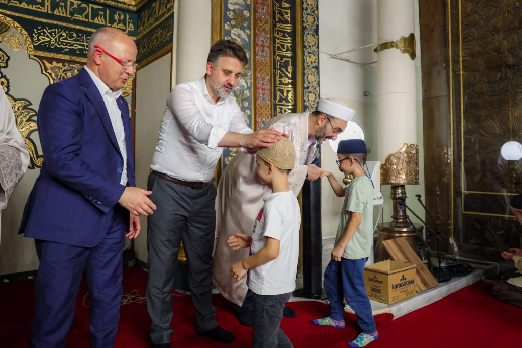 Başkan Vekili Şahin Biba Mevlid Kandili’ni Ulu Camii’nde İdrak Etti