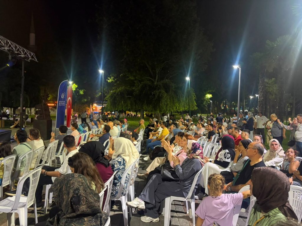 Kültürpark’ta Zafer Türküleri Yükseldi