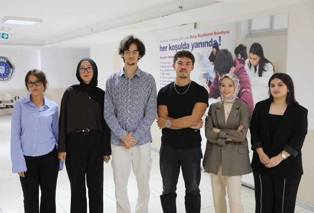 Büyükşehir’den Rekor Başarı: Ücretsiz YKS Kursuyla 562 Genç Üniversiteli Oldu