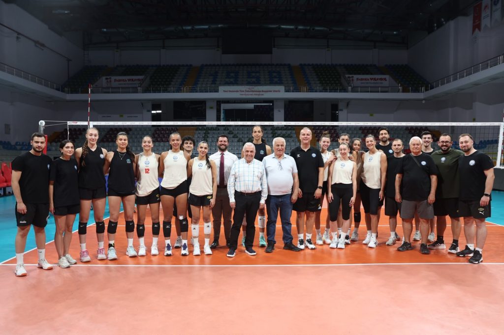 Nilüfer Belediyespor Kadın Voleybol Takımı Yeni Sezon Hazırlıklarına Başladı
