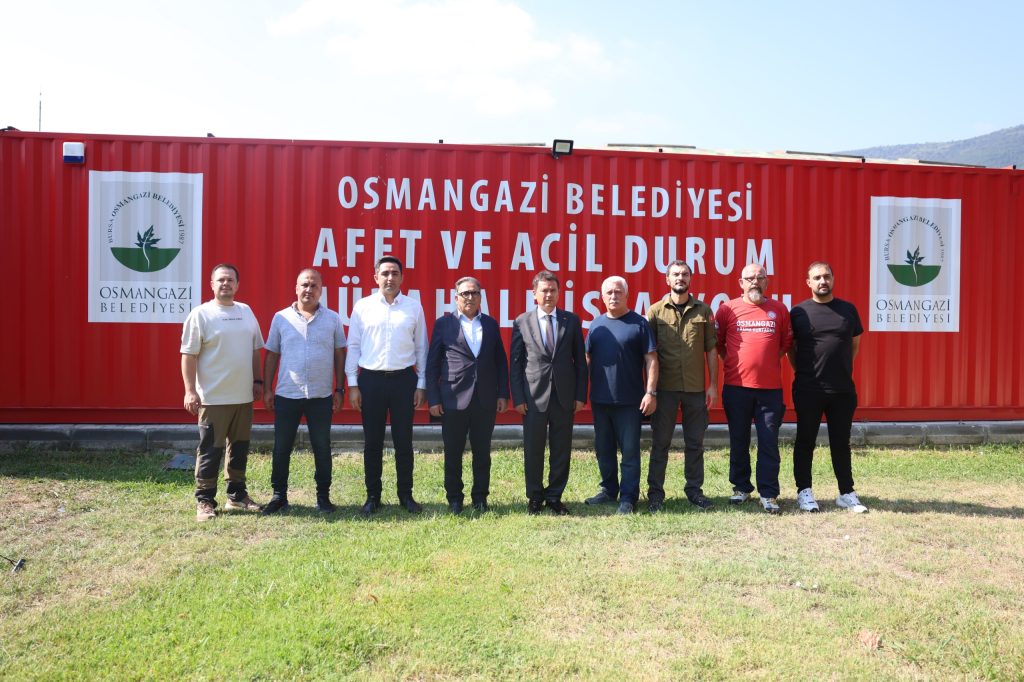 Başkan Erkan Aydın Mobil Afet Merkezi’ni Ziyaret Etti
