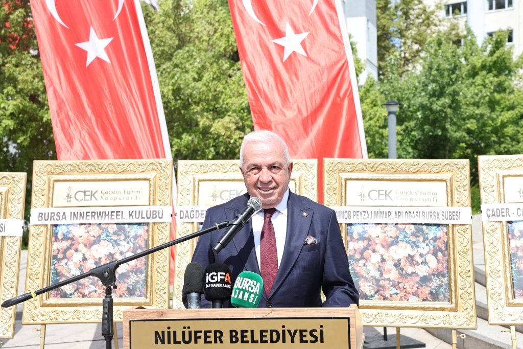 Nilüfer'de 30 Ağustos Coşkusu: Başkan Şadi Özdemir’den Anlamlı Mesaj