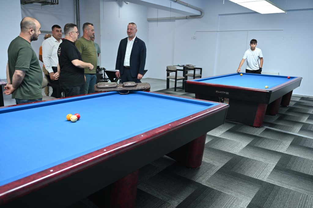 Karacabey’de Spor Şehri Vizyonu: Bilardo Branşı Açıldı