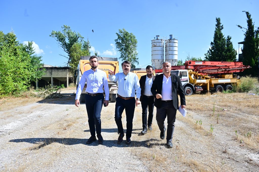 Başkan Oktay Yılmaz Müjdeyi Verdi: Hacivat’a 22 Metrelik Ana Arter Kazandırılıyor