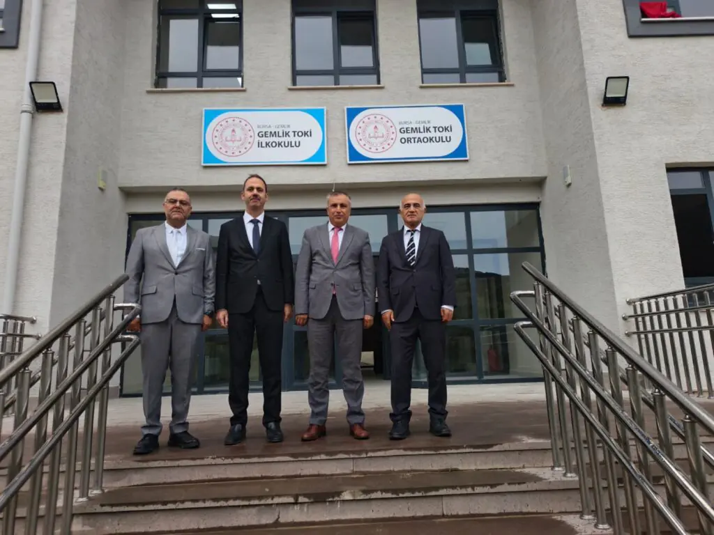 Gürhan Çokgezer Gemlik’te Eğitim Yatırımlarını Sahada İnceledi