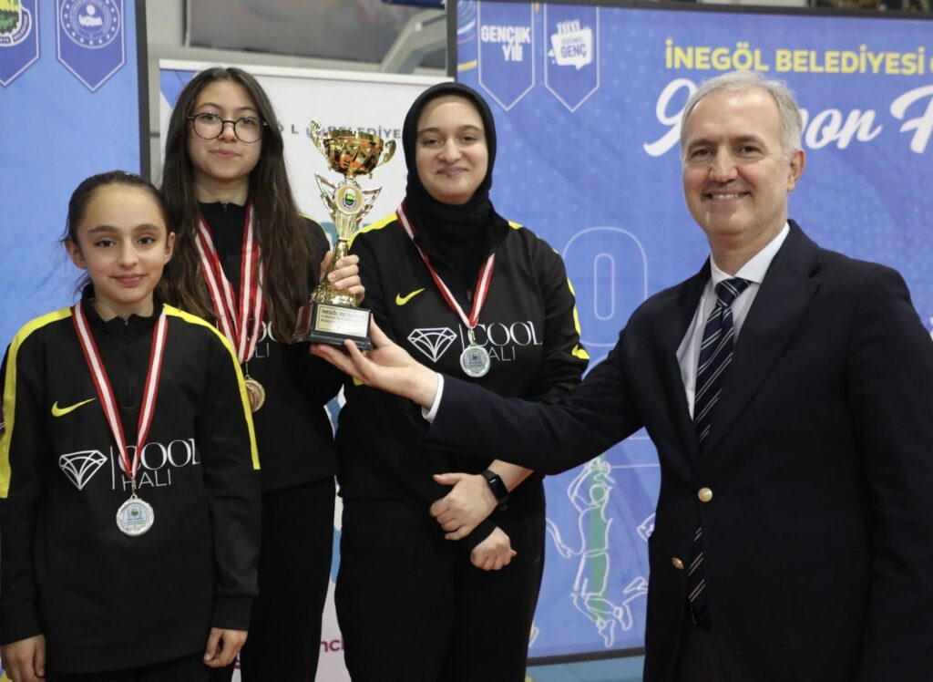 İnegöl Belediyesi 2026 Gençlik Yılı’nda Binlerce Çocuğu Sporla Buluşturdu