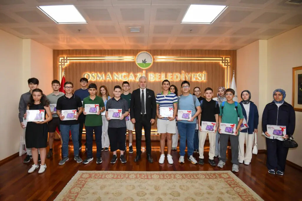 Başkan Erkan Aydın Dijiders İle Dereceye Giren Gençleri Ağırladı