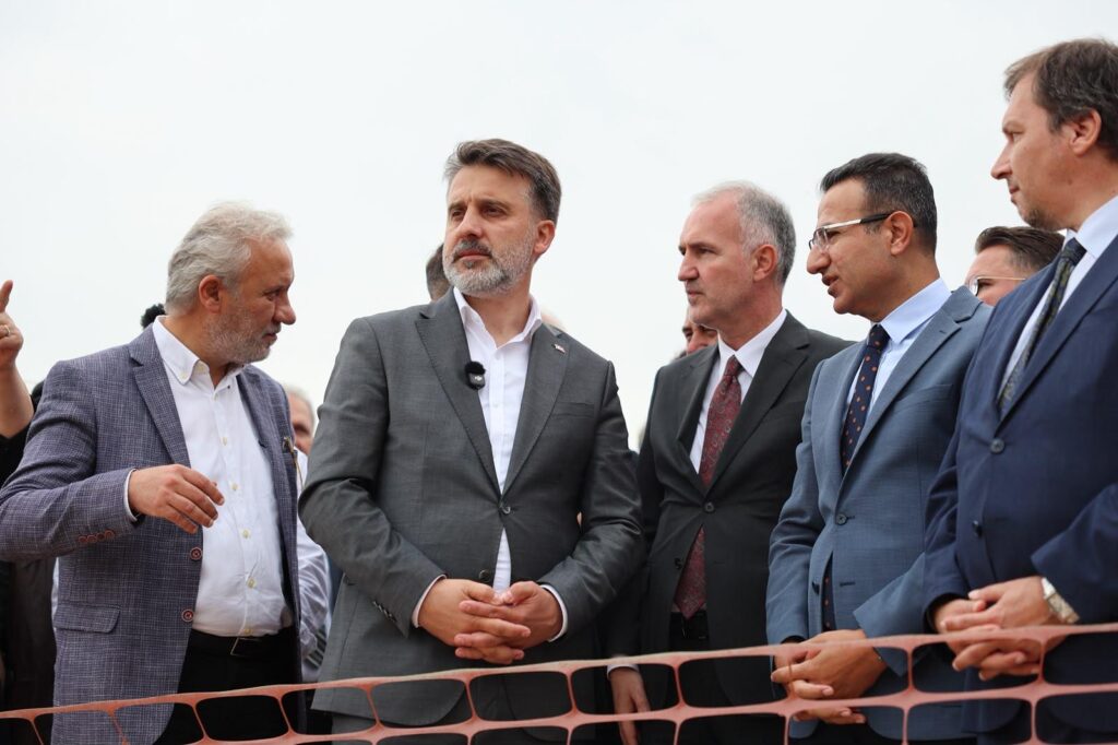 Başkan Vekili Şahin Biba İnegöl’de Duyurdu: 2 Bin Yeni Güvenli Konut Geliyor 