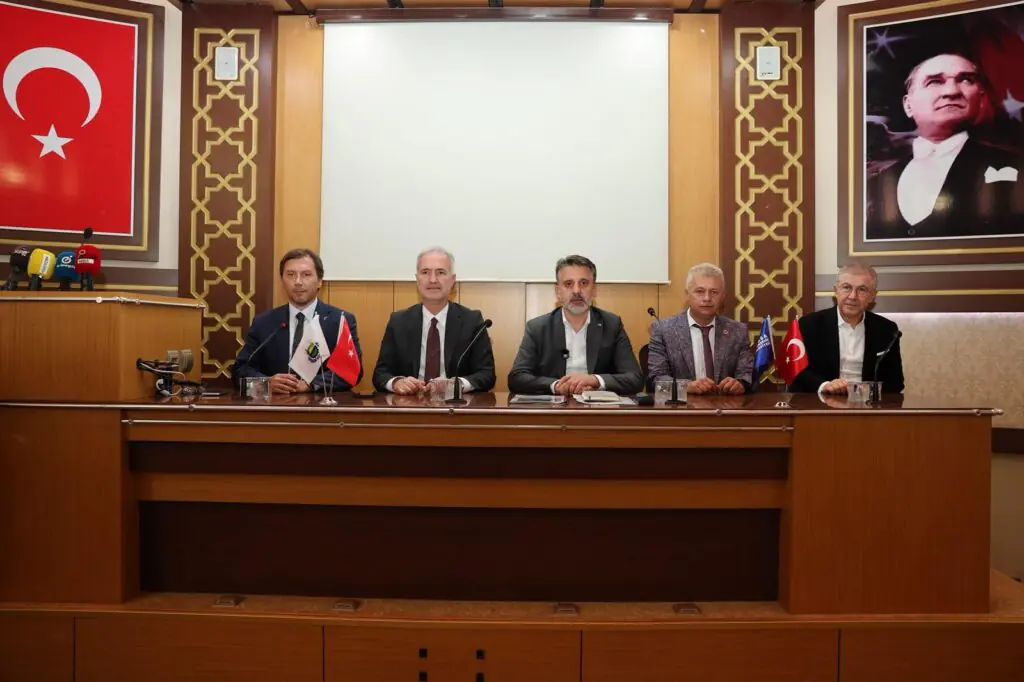 Başkan Vekili Şahin Biba İnegöl’e Muhtar Evi Kazandıracaklarını Açıkladı