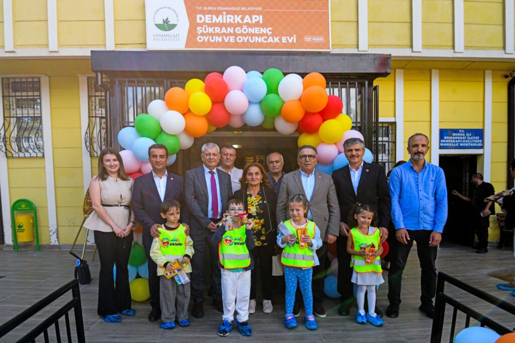 Osmangazi Belediyesi Çocuklar İçin Ücretsiz Oyun Ve Oyuncak Evi Açtı