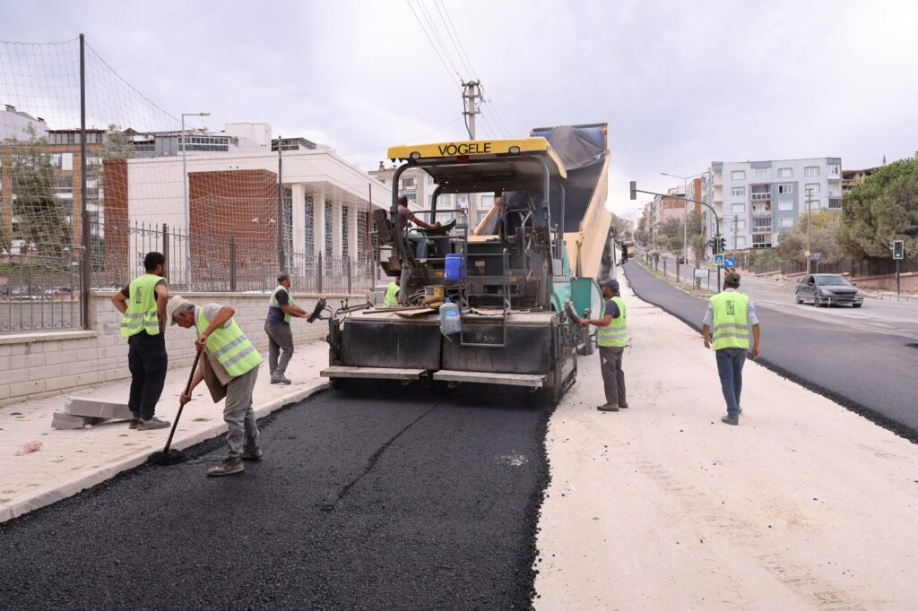 Mustafakemalpaşa’da Altyapı Çalışmalarının Ardından Üstyapı Yenileniyor