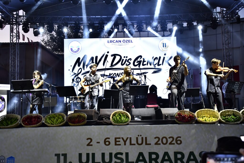 Yenişehir 11. Altın Biber Festivali’nde Mavi Düş Gençlik Grubu Coşkusu
