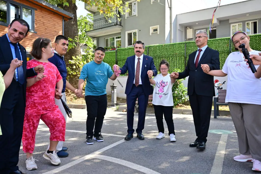 Başkan Oktay Yılmaz Yeni Eğitim Yılında Özel Öğrencileri Yalnız Bırakmadı