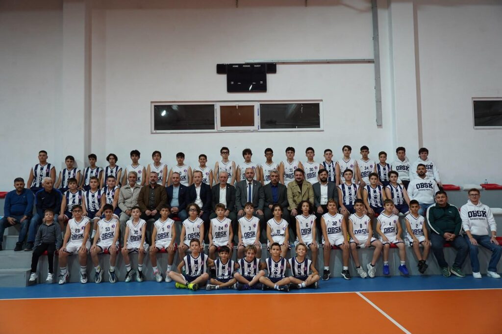 Orhangazi Belediyesi’nden Genç Basketbolculara Destek