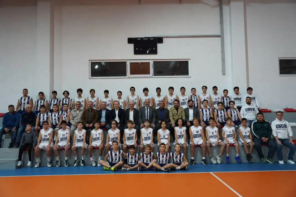 Orhangazi Belediyesi’nden Genç Basketbolculara Destek