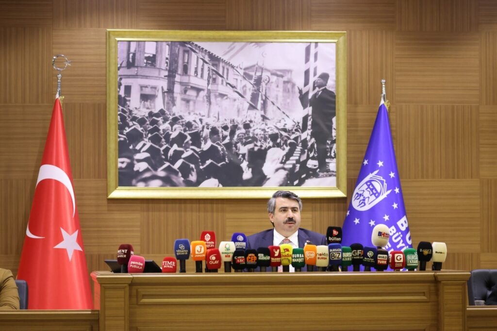 Büyükşehir Meclisi’nde Mağdur Çiftçilere Bedelsiz Çilek Fidesi Kararı