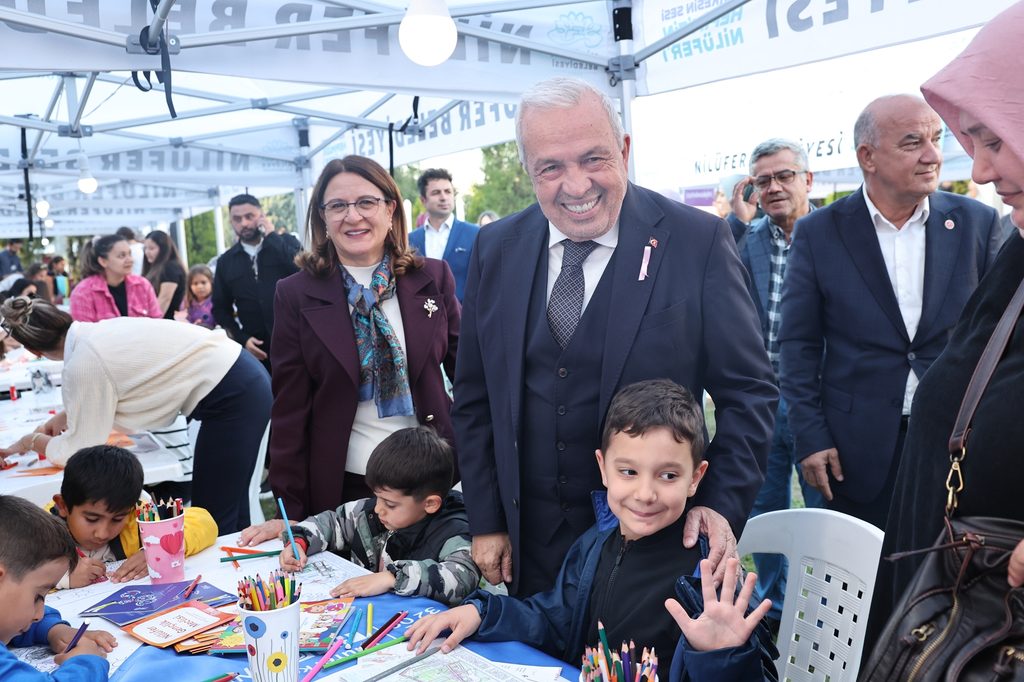 Nilüfer’de 'Akşam Çayı' Samimiyeti: Başkan Şadi Özdemir Akçalar Mahallesi’nde Nilüfer’de 'Akşam Çayı' Samimiyeti: Başkan Şadi Özdemir Akçalar Mahallesi’nde