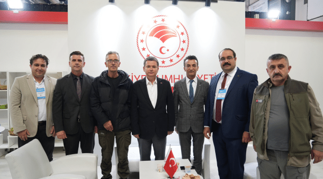 Başkan Erkan Aydın AgroGreen Fuarı’nda Üreticilerle Bir Araya Geldi