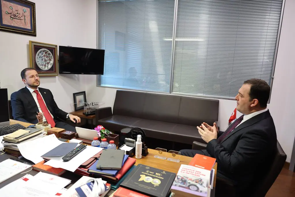 Devlet Bakanı Zülfikar Zeynula TBMM'de: Ahmet Kılıç ile İki Ülke İlişkileri Ele Alındı Devlet Bakanı Zülfikar Zeynula TBMM'de: Ahmet Kılıç ile İki Ülke İlişkileri Ele Alındı